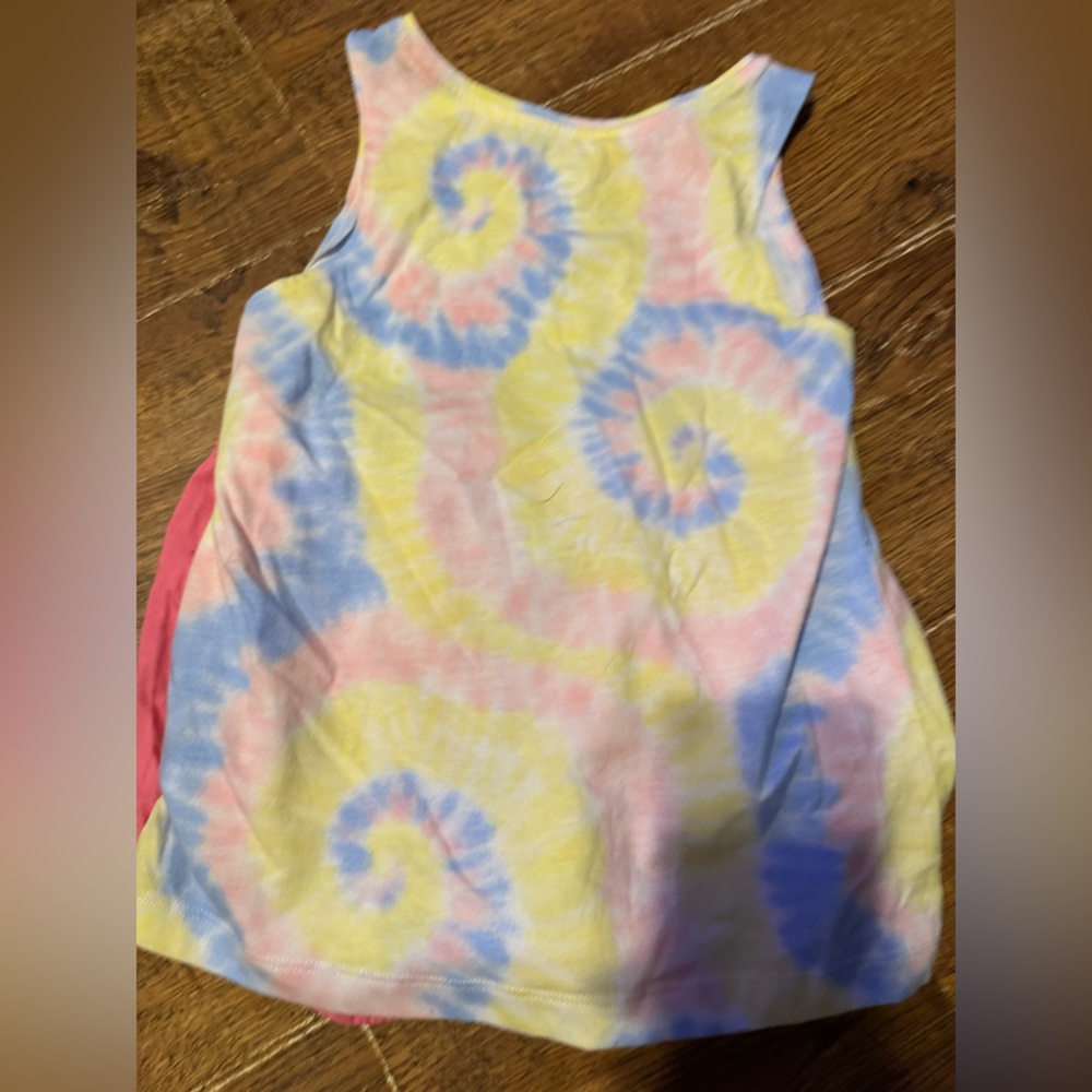 Girls bundle 6-8 S- M children’s place shorts & tie dye tank - Picture 6 of 9